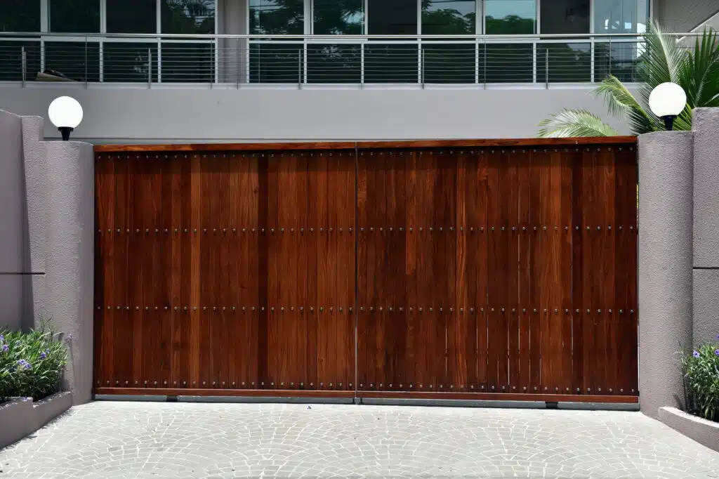Automatic Gates by Freedom Fence Contractor
